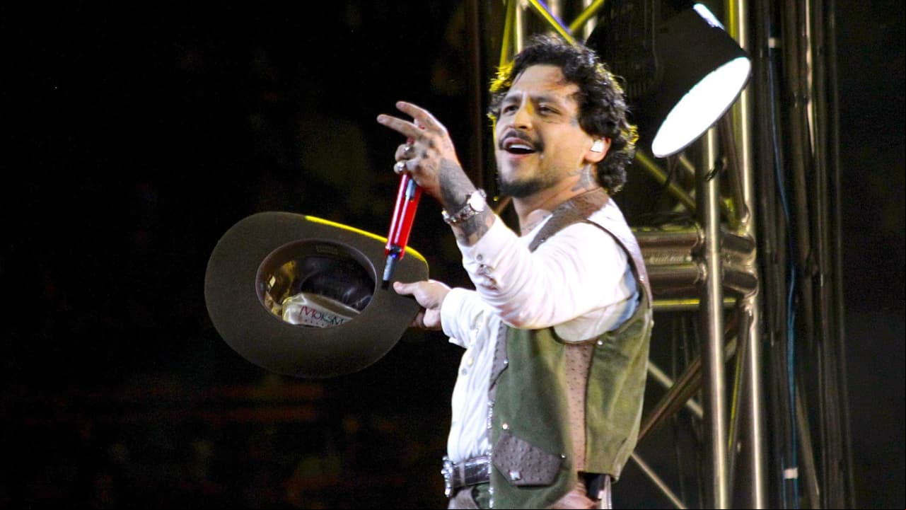 ¿Cómo ha cambiado Christian Nodal a través de los años?