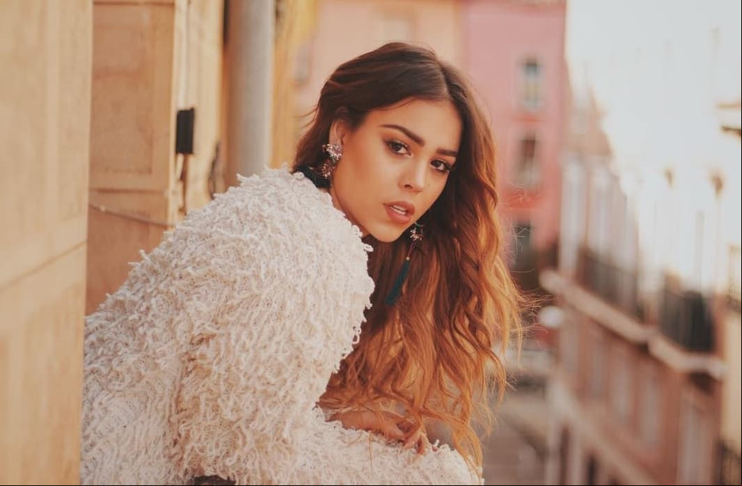 Danna Paola publica fotografías con... ¿su nuevo novio?